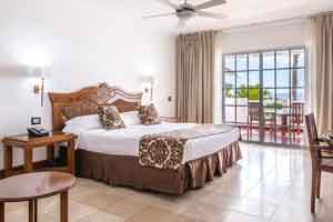 Deluxe Ocean View rooms at the Be Live Experience Hamaca Beach Hotel 